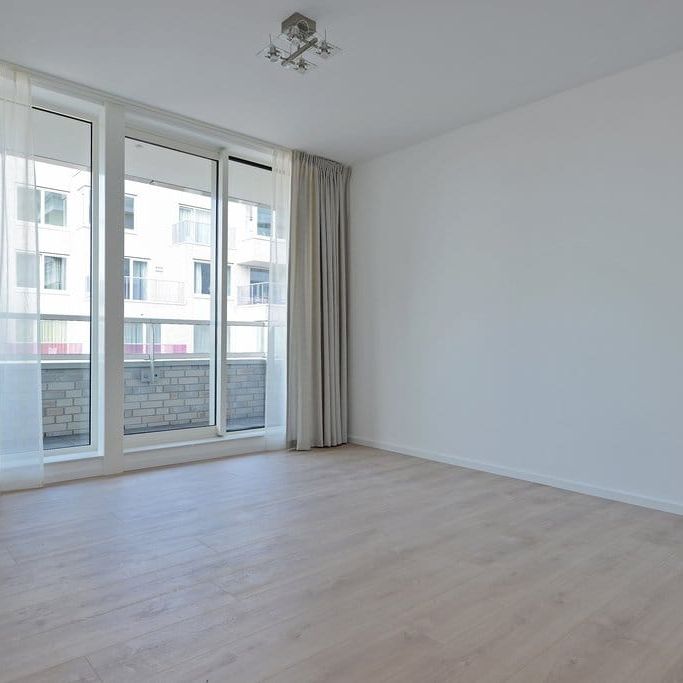 Appartement te huur: Peter Schatstraat 97 1082 MX Amsterdam - Photo 1