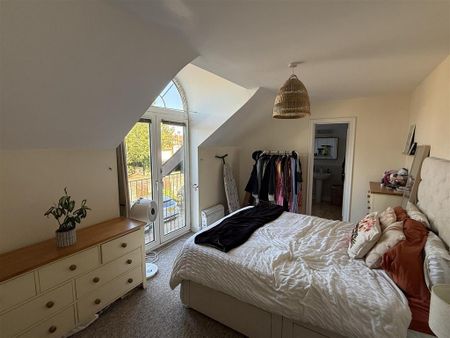 2 bedroom apartment to rent - Photo 4