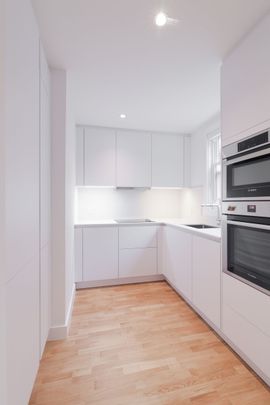 5552 Snowdon Street - Photo 1