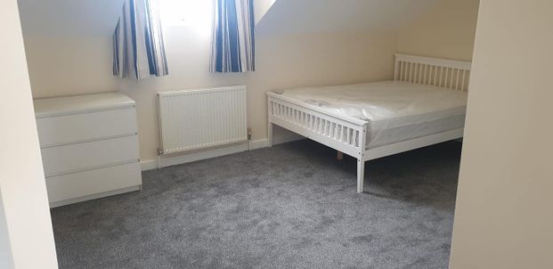 3 Bed - 27 Noster Terrace, Beeston, Leeds - LS11 8QF - Student/Professional - Photo 1