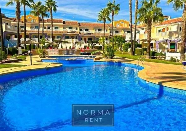 Alquiler de chalet adosado en Doña Pepa