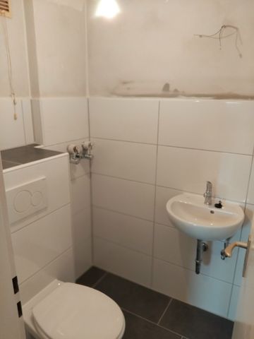 Komplett sanierte 3 Zimmer Wohnung mit Balkon in Duisburg zu vermieten!!! - Foto 2