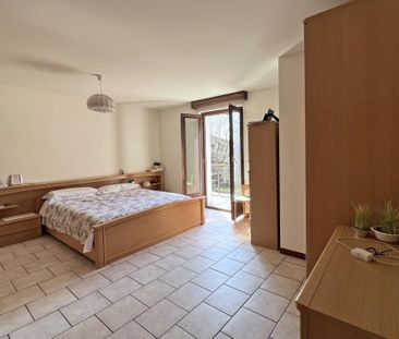 GRAZIOSA CASA UNIFAMILIARE 4.5 LOCALI CON PATIO A CADRO - Foto 5