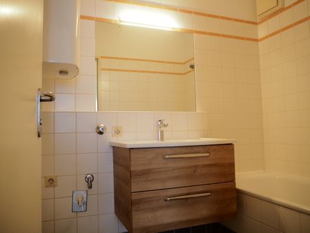 Ruhig - hell - perfekt aufgeteilt - 2-Zimmer Wohnung mit kl. Balkon in der Kaisergasse 12-14 - Foto 2