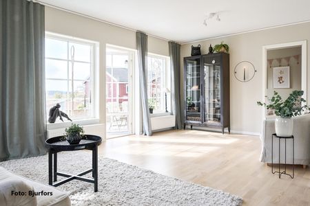 Tyrsjövägen, Olofstorp - Photo 2