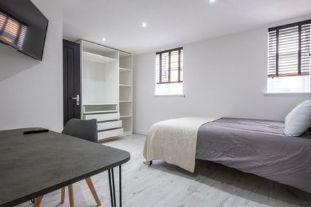 6 bedroom house to rent - Photo 4