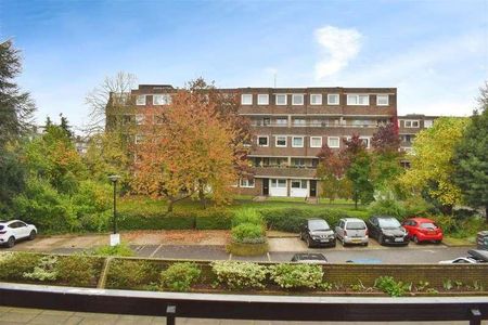 Otho Court, Brentford Dock, TW8 - Photo 4