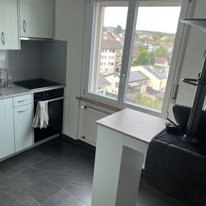 Appartement de 2,5 pièces au 5ème étage - Photo 2