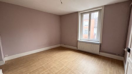 Location Appartement 2 pièces 40m² REMIREMONT 88200 - Photo 4