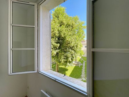 Appartement Avignon T3 53 m2, 2 chambres dans une résidence fermée avec jardin et parking vélo, - Photo 2
