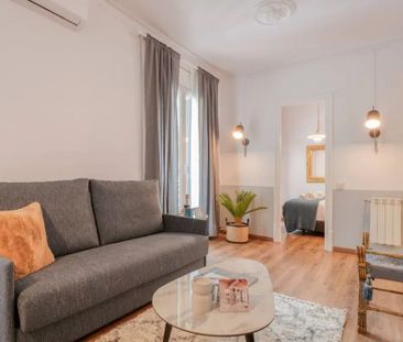 Carrer del Comte dUrgell, Barcelona, Catalonia 08011 - Photo 5