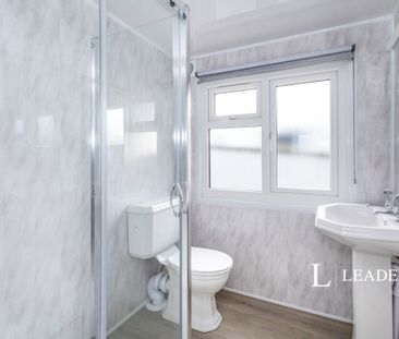 2 bedroom park home to rent Nutbourne Park, Nutbourne - Photo 3