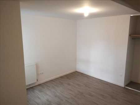 3 pièces - 60,5 m² - 2ème étage - Colocation non autorisée - Photo 3