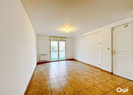 Appartement à louer 2 pièces • Hennebont - Photo 1