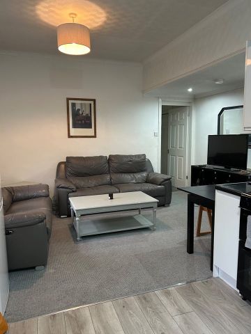 Room in a Shared Flat, Percy Street, G51 - Photo 2