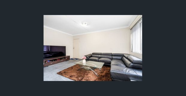 SUPERBLY LOCATED! - Photo 1