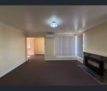 19 Ora Street, Hampton Park, Vic 3976 - Photo 2