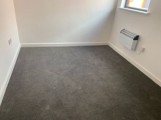 Shire House, Dallow Road, Luton - Photo 1