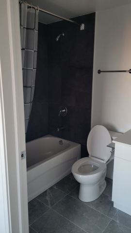 For Lease - 1 Wellington Street Unit# 610, Brantford, Ontario - Photo 4