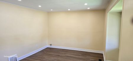 For Lease - 5176 Stanley Avenue, Niagara Falls, Ontario - Photo 5