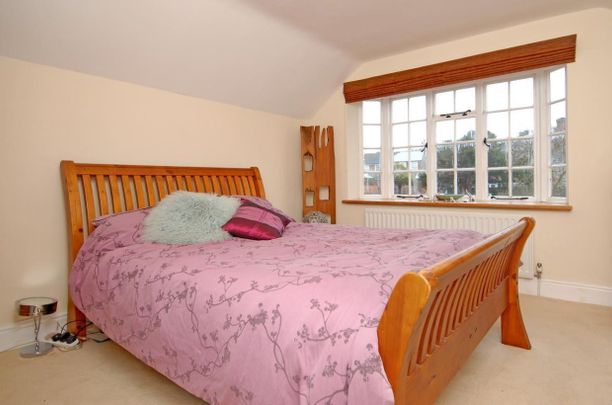 3 bedroom semi-detached house to rent - Photo 1