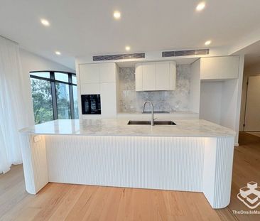 Luxury 3-Bedroom Residence with Butlerâs Pantry, Integrated Fridg... - Photo 4