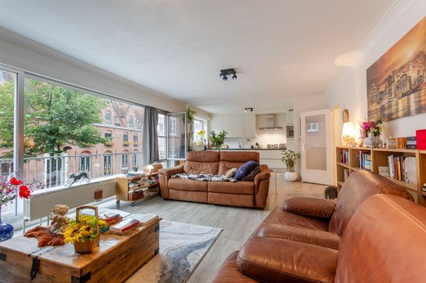 Volledig gerenoveerd twee-slaapkamerappartement in het centrum van Tielt. - Photo 1