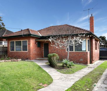 Well-located, Art Deco Home with Modern Touches - Photo 5