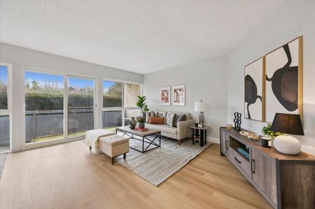 For Lease - 105 CONROY Crescent Unit# 102, Guelph, Ontario - Photo 5