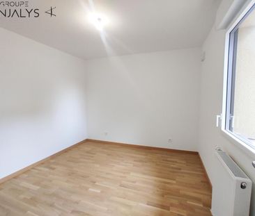 Location Appartement 2 pièces 52m² ST PRIEST 69800 - Photo 3