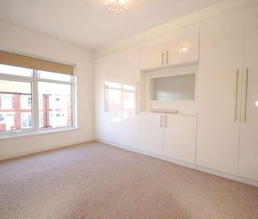 Belvere Avenue, Blackpool, FY4 - Photo 3