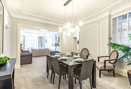 6 bedroom flat with 1 reception and 2 bathrooms in St. Johns Wood, NW8 - Photo 2