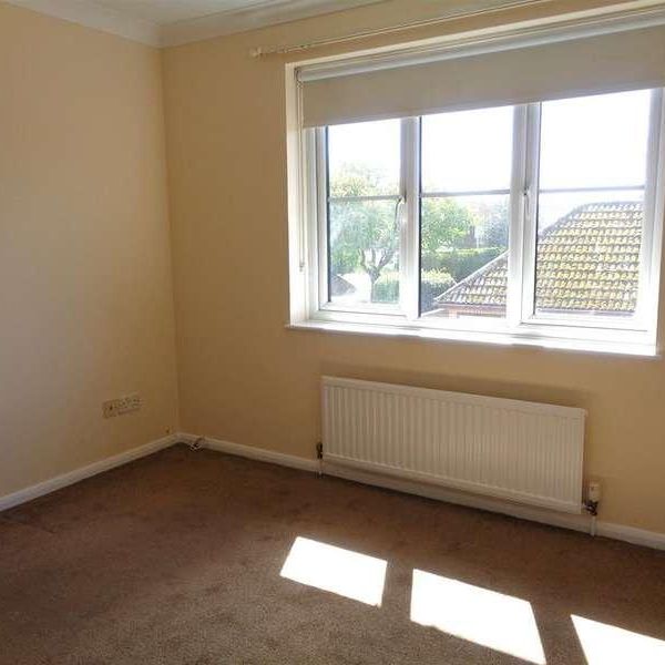 East Albany Road, Seaford, BN25 - Photo 1