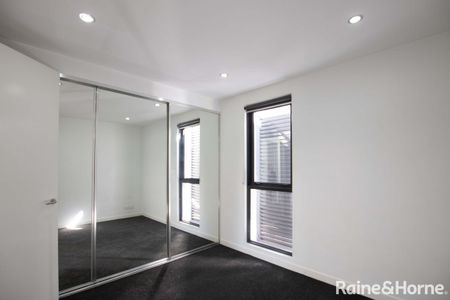 24 Leven Avenue, Docklands, VIC 3008 - Photo 4