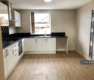2 bedroom maisonette to rent - Photo 1