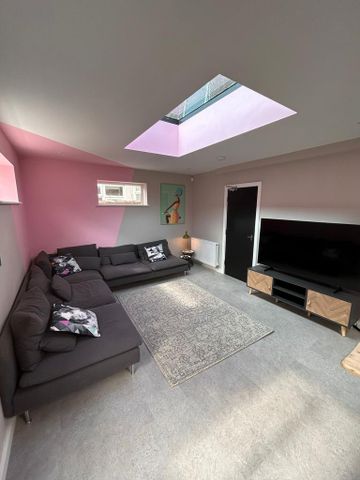 7 bedroom terraced house to rent - Photo 2
