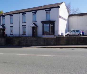 Wigan Road, Bolton - Photo 2