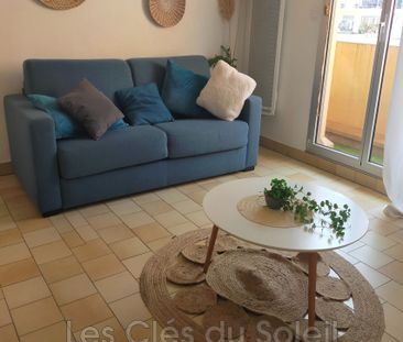 Location appartement studio 18 m² Hyères - Photo 2