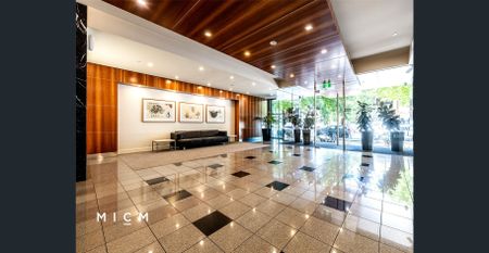 Stylish Yarra Condos Sensatio - Photo 3