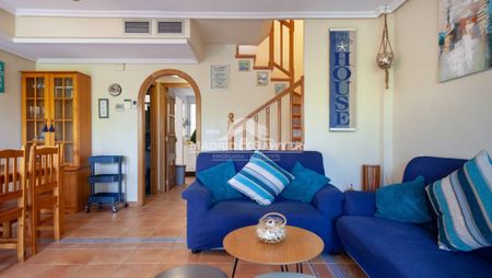 Amazing 3 bedroom house for rent in Campoamor - Photo 2