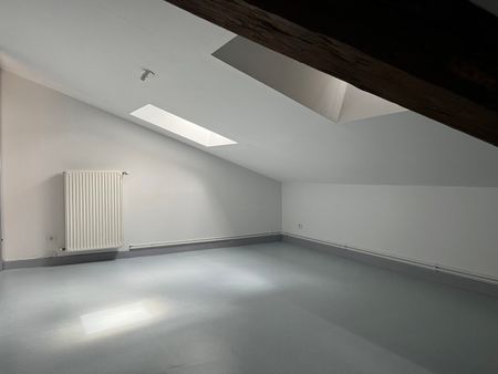 Location Appartement 3 pièces 63m² - Photo 2