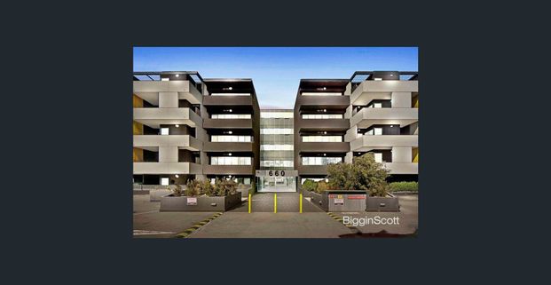 A Walk to Monash University - Photo 1