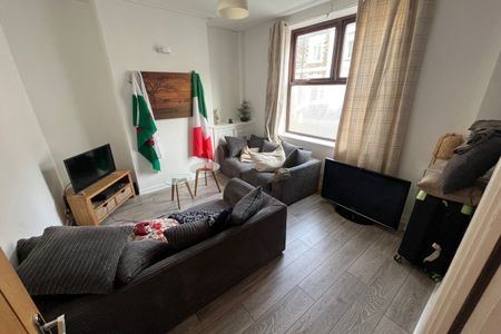 Topaz Street, CARDIFF - Photo 5