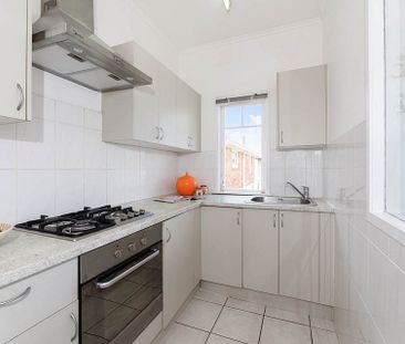 Beautiful 4 bedroom home that ticks all the boxes - Photo 2