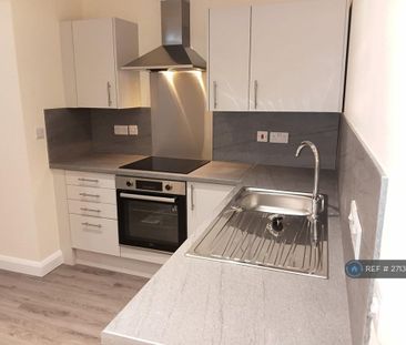 2 bedroom terraced house to rent - Photo 5