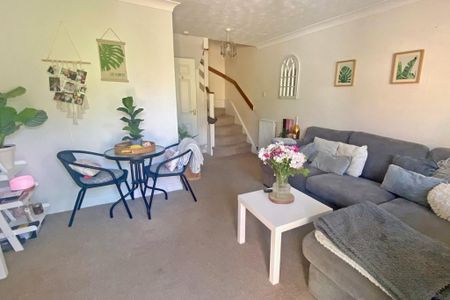 1 bedroom end of terrace house to rent - Photo 4