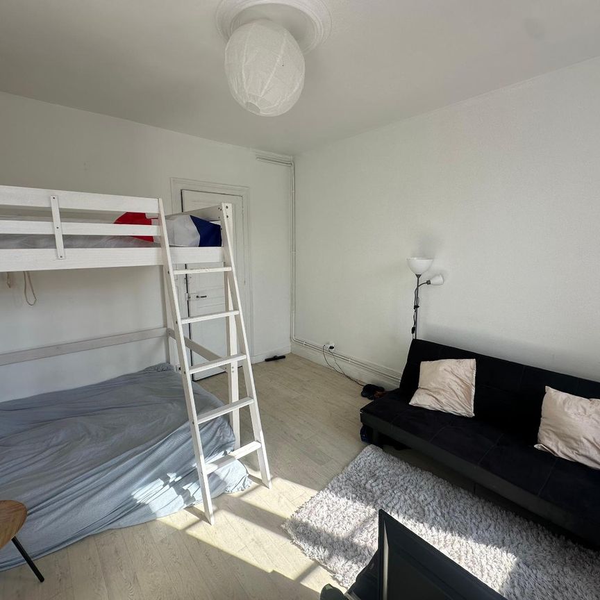 Location Appartement 1 pièce 34m² CHERBOURG-EN-COTENTIN 50100 - Photo 1