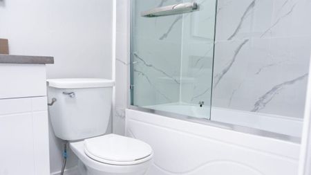 For Lease - 16 Normandy Place, Oakville, Ontario - Photo 4