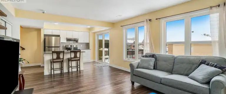 283 INFUSION PRIVATE | 283 INFUSION PRIVATE, Ottawa - Photo 1