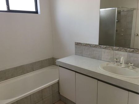 39C Hancock Street, Nollamara WA 6061 - Villa For Rent | Domain - Photo 4